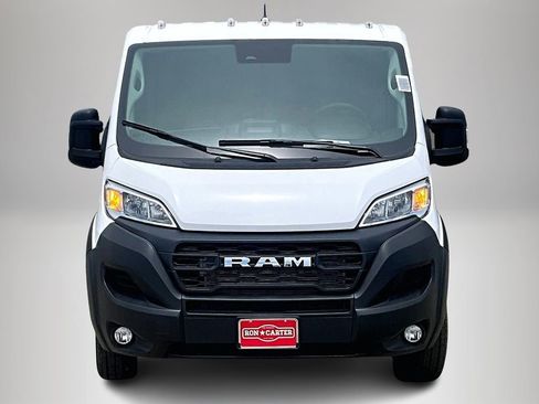 New 2024 RAM ProMaster 2500 w/ Convenience Group FWD image 12