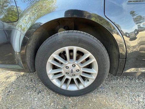 Used 2013 Ford Flex SEL FWD image 16