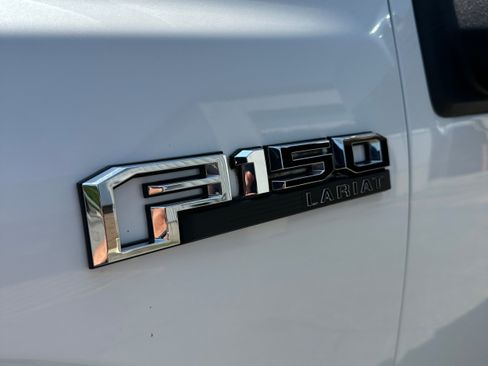 Used 2016 Ford F150 Lariat w/ Equipment Group 502A Luxury AWD/4WD image 26