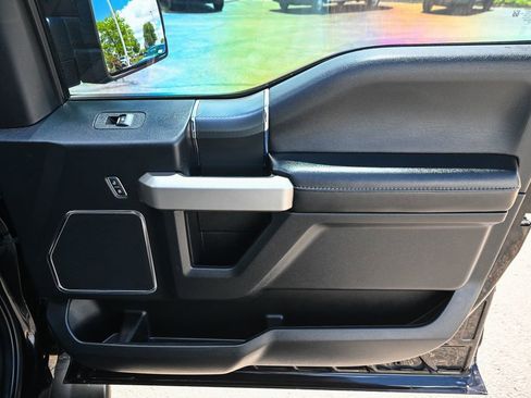 Used 2020 Ford F150 Lariat w/ Equipment Group 502A Luxury AWD/4WD image 26