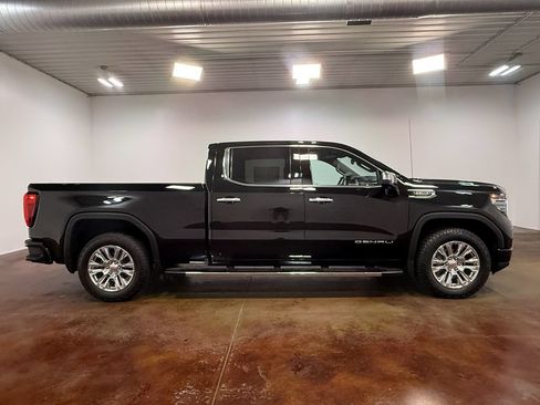 Used 2025 GMC Sierra 1500 Denali AWD/4WD image 23