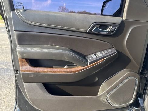 Used 2019 Chevrolet Tahoe LS image 12