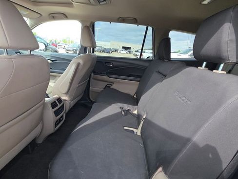 Used 2016 Honda Pilot Touring image 13