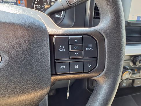 Used 2025 Ford F250 XLT AWD/4WD image 18