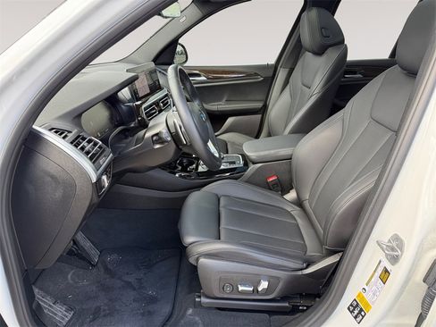 Used 2022 BMW X3 xDrive30i w/ Convenience Package image 2