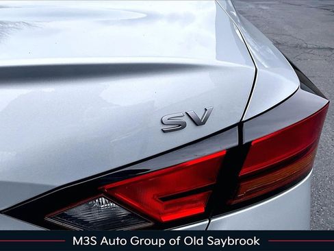 Used 2023 Nissan Altima 2.5 SV w/ SV Premium Package image 23