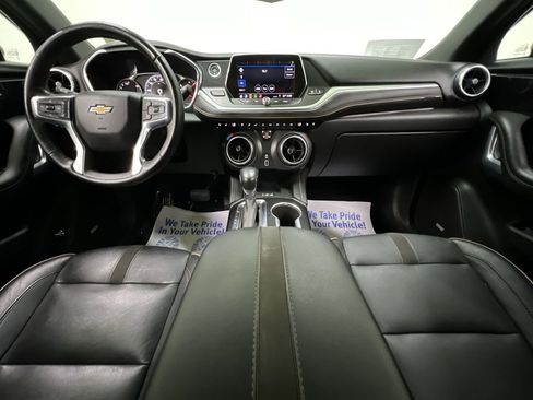 Used 2019 Chevrolet Blazer Premier w/ Driver Confidence II Package FWD image 18