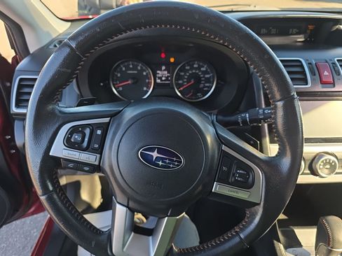 Used 2017 Subaru Crosstrek 2.0i Premium image 10