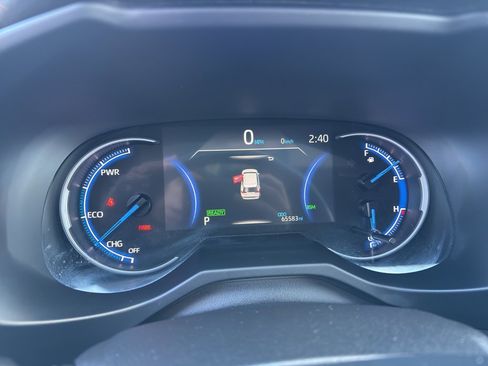 Used 2021 Toyota RAV4 XSE image 10