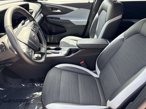 Used 2025 Buick Envista Preferred w/ Convenience I Package FWD image 14
