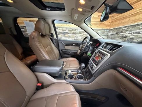 Used 2017 GMC Acadia Limited SLT AWD/4WD image 16