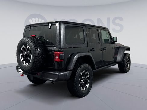 Used 2024 Jeep Wrangler Unlimited Rubicon w/ Technology Group AWD/4WD image 7
