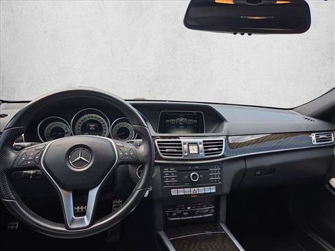 Used 2016 Mercedes-Benz E 350 Sedan image 10