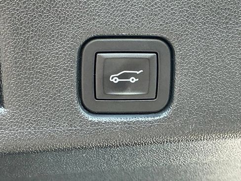 Used 2024 GMC Acadia Denali w/ Super Cruise Package AWD/4WD image 24