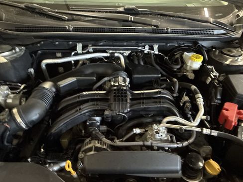 Used 2020 Subaru Outback Limited image 13