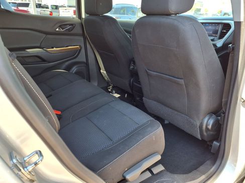 Used 2020 GMC Acadia SLE FWD image 13