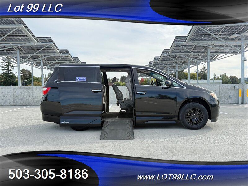 Used 2011 Honda Odyssey EX image 1