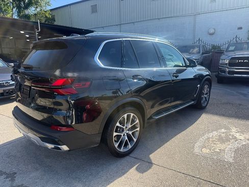 Used 2025 BMW X5 xDrive40i AWD/4WD image 4