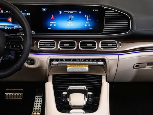 New 2026 Mercedes-Benz GLE 53 AMG 4MATIC Coupe image 15