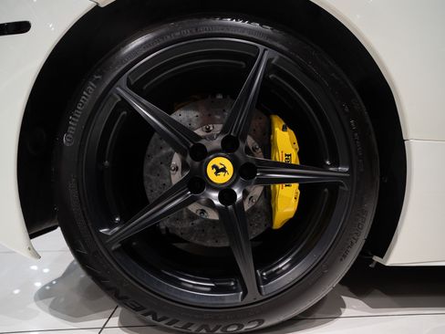 Used 2013 Ferrari 458 Spider RWD image 51