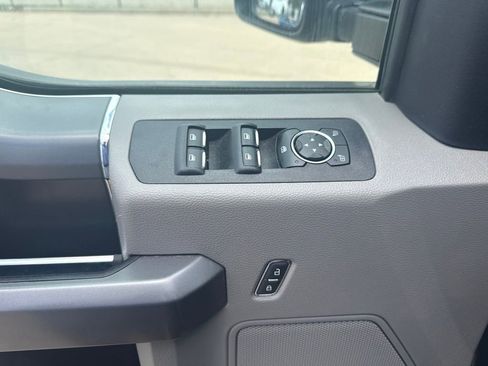 Used 2019 Ford F150 XLT w/ Equipment Group 302A Luxury AWD/4WD image 14