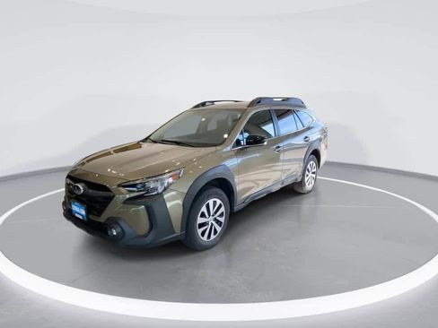 Used 2025 Subaru Outback Premium w/ Popular Package #1A AWD/4WD image 4
