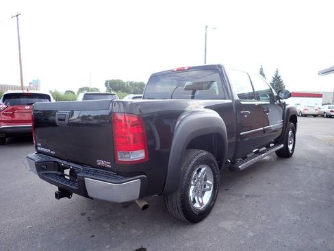 Used 2008 GMC Sierra 1500 SLT w/ All-Terrain Package AWD/4WD image 5