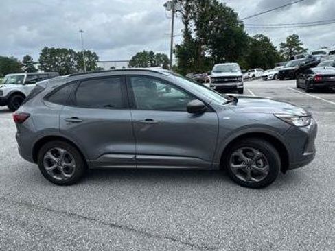 Certified 2024 Ford Escape ST-Line w/ Tech Pack #1 AWD/4WD image 5
