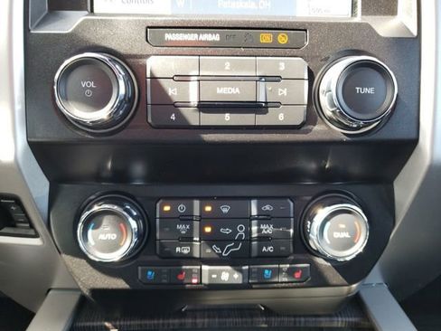 Used 2020 Ford F250 Lariat w/ Lariat Ultimate Package image 25