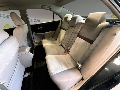 Used 2014 Toyota Camry LE FWD image 15