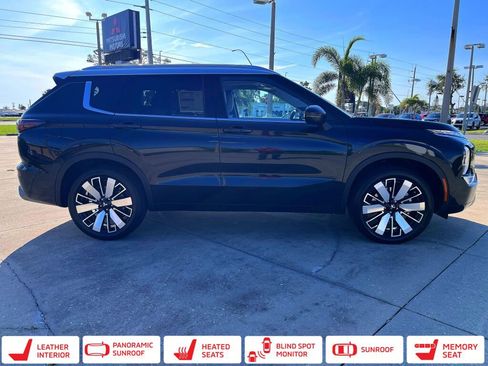 New 2025 Mitsubishi Outlander AWD image 2