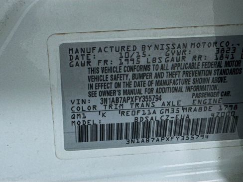 Used 2015 Nissan Sentra S FWD image 37