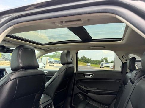 Used 2021 Ford Edge SEL w/ Convenience Package AWD/4WD image 11