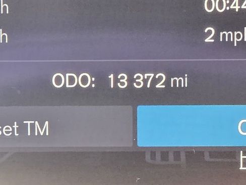 Used 2023 Volvo XC40 B4 Plus w/ Protection Package image 26