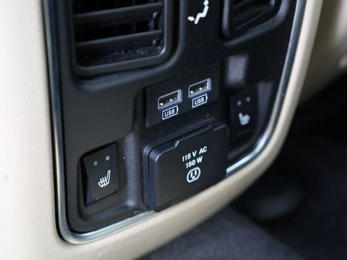 Used 2018 Dodge Durango Citadel w/ Mopar Chrome Appearance Group image 25