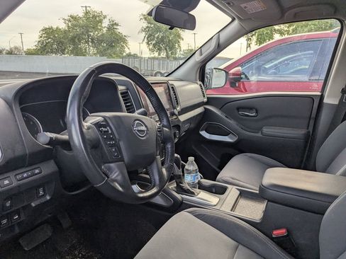Certified 2022 Nissan Frontier SV image 4