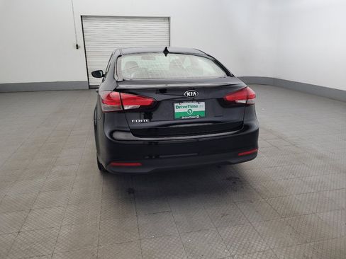Used 2017 Kia Forte LX image 6