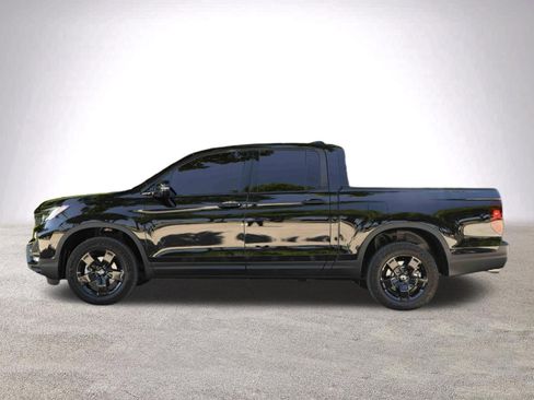 Used 2025 Honda Ridgeline Black Edition image 6