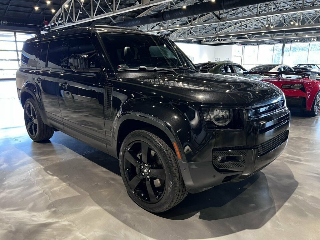Used 2023 Land Rover Defender 130 SE AWD/4WD image 7