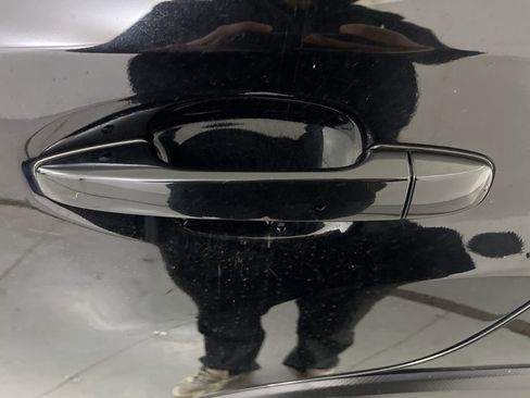 Used 2017 Subaru Crosstrek 2.0i Limited image 17