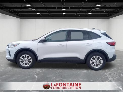 Certified 2025 Ford Escape Active AWD/4WD image 2