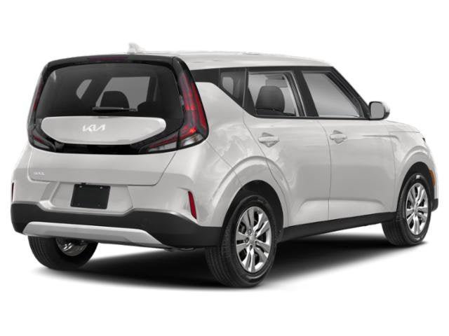 Used 2024 Kia Soul LX w/ Option Group 015 FWD image 2