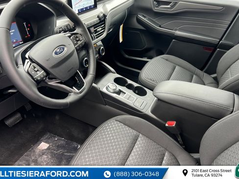 New 2025 Ford Escape Active w/ Cold Weather Package image 10