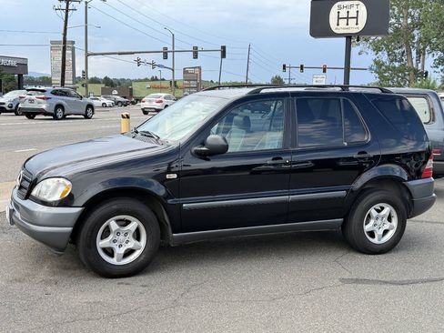 Used 1999 Mercedes-Benz ML 320 4MATIC image 5