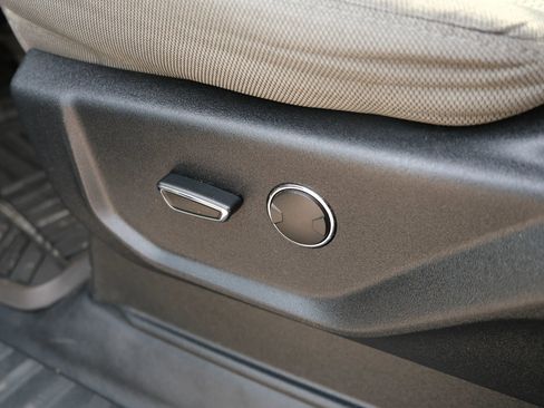 Used 2016 Ford F150 XLT w/ Equipment Group 301A Mid image 24