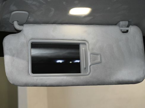 Used 2022 Kia Telluride SX w/ SX Prestige Package image 25