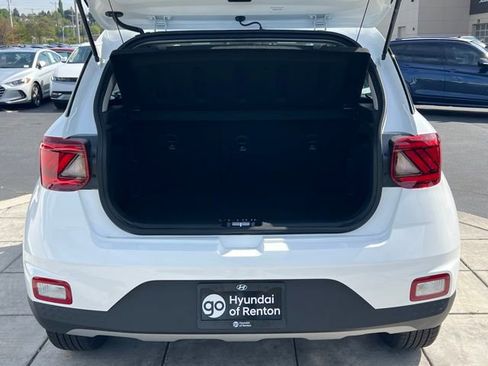 New 2026 Hyundai Venue SEL FWD image 12