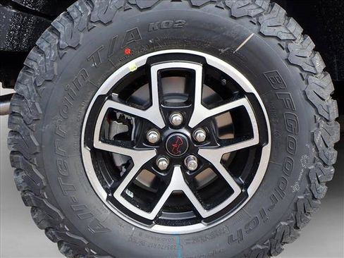 New 2026 Jeep Wrangler Unlimited Rubicon w/ Safety Group image 7