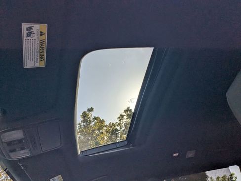 Used 2025 Honda Odyssey Sport-L image 20