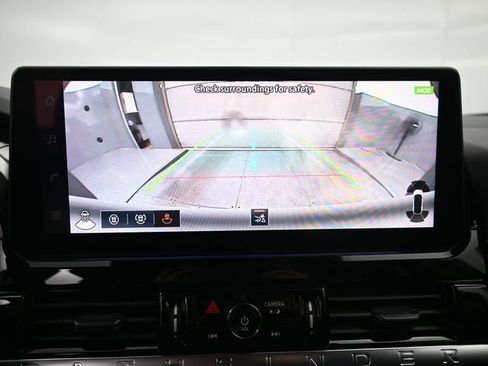 New 2026 Nissan Pathfinder SL image 18